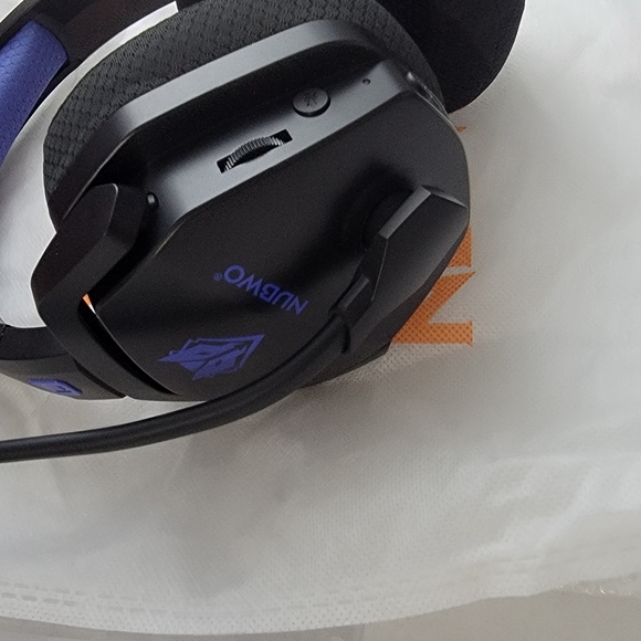 NUBWO G06 Dual Wireless Gaming Headset with Microphone for PS5, PS4, PC, Mobile - Picture 14 of 16